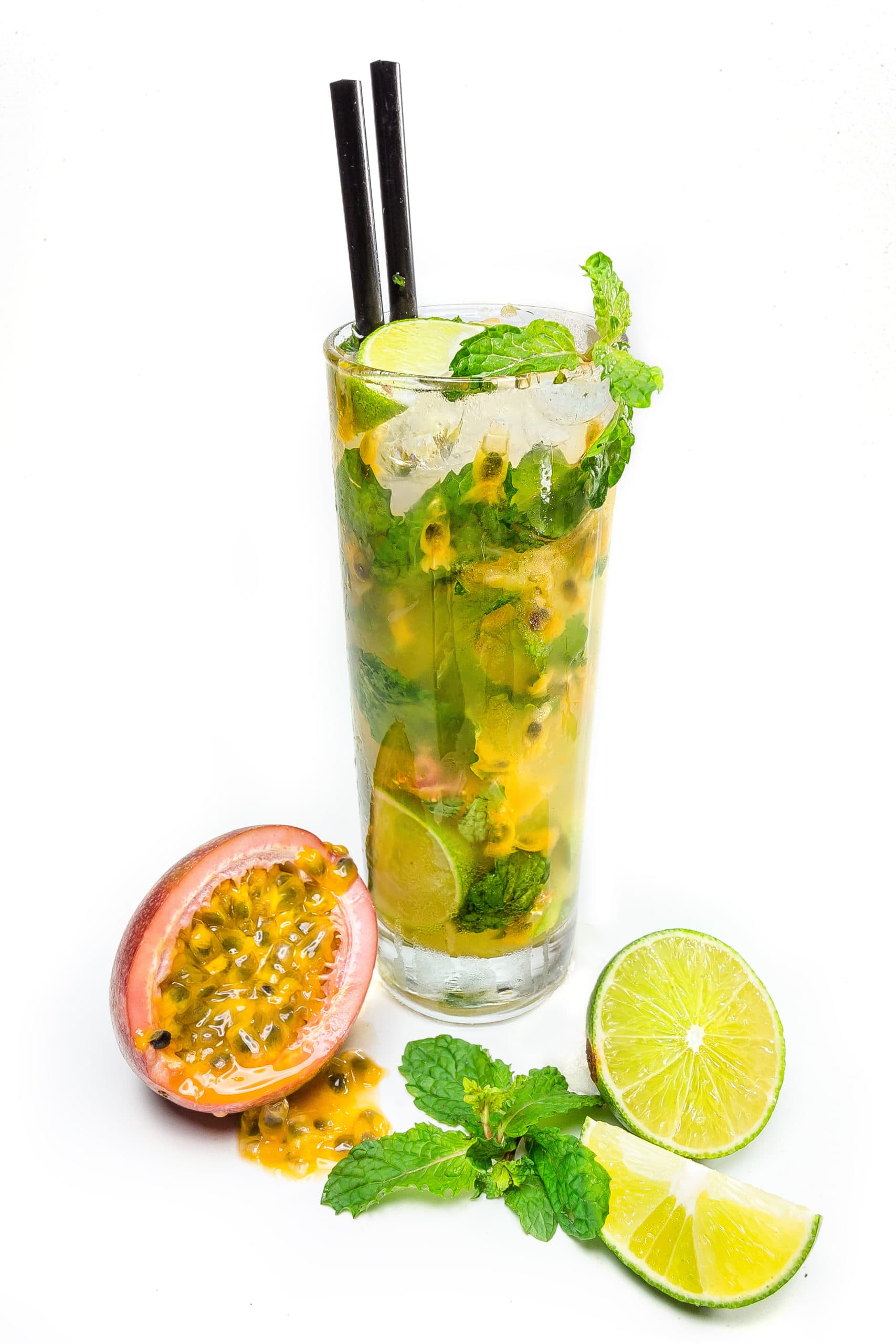 passion-fruit-juice-with-mint-and-lime-welkom-bij-van-gilse